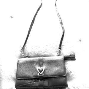 Brighton crossover clutch wallet